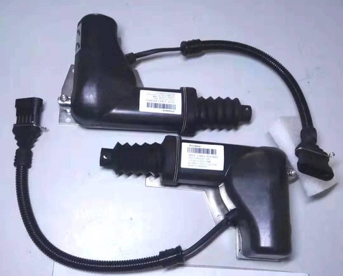 60188333 Γραμμικός βηματικός κινητήρας TL-24-250 DE24-17W42-02FP041 0.072-3 Για SANY