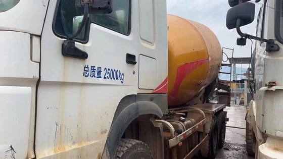 XCMG Μεταχειρισμένο φορτηγό μπετονιέρας 12m3 XZJ5250GJBA1 Μοντέλο 2015